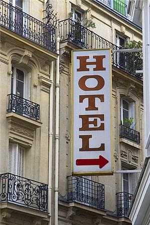 Hotel from Tinsel Town Travel